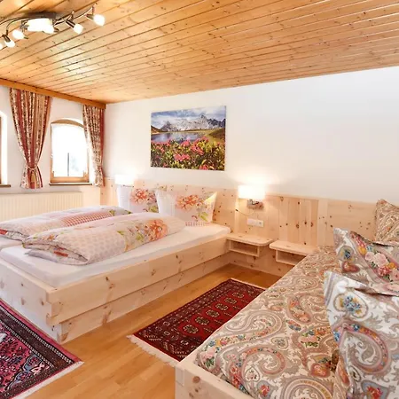 Fiel סנט גלנקירש